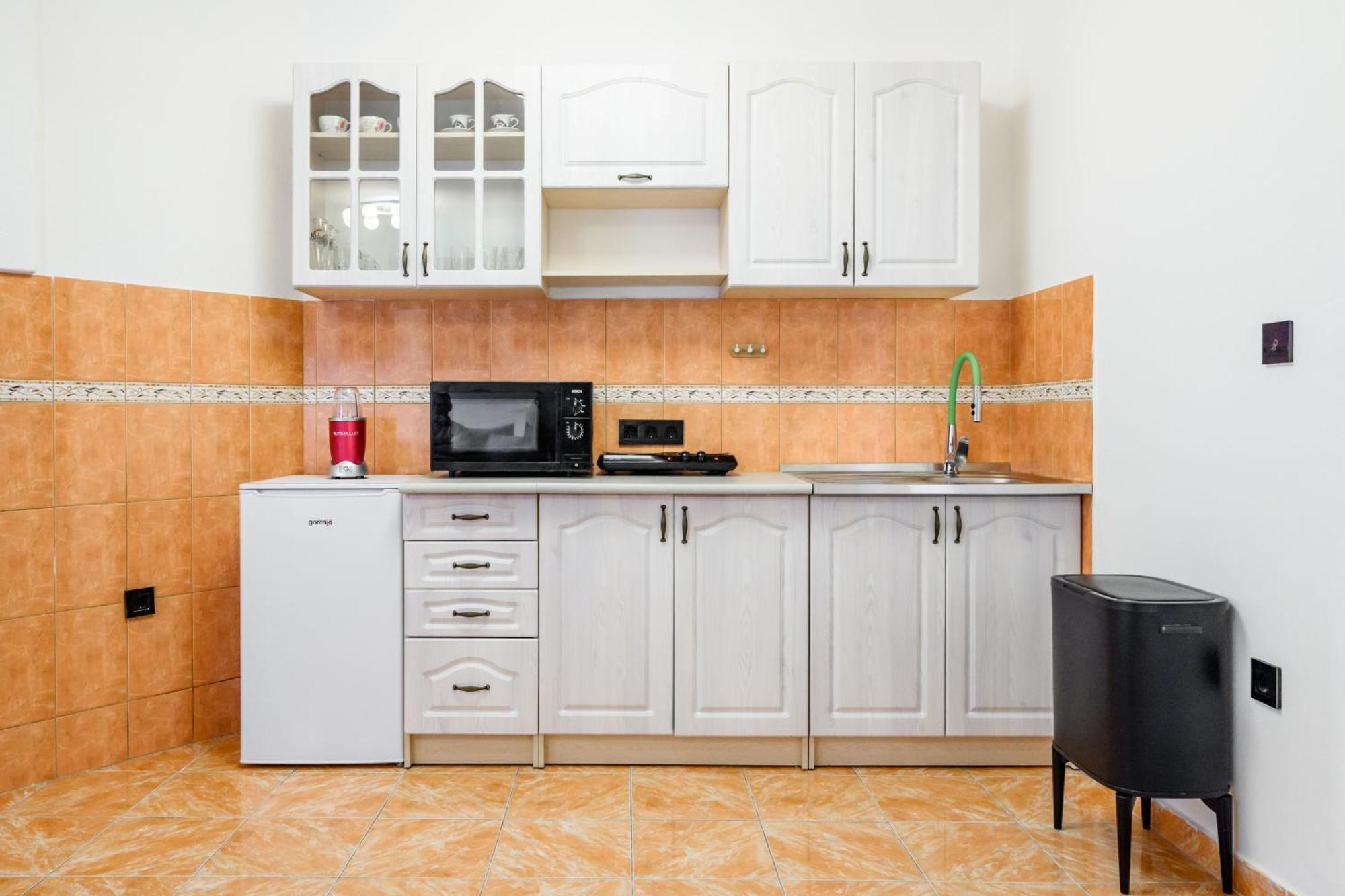 Apartmani Vukcevic Бар Экстерьер фото