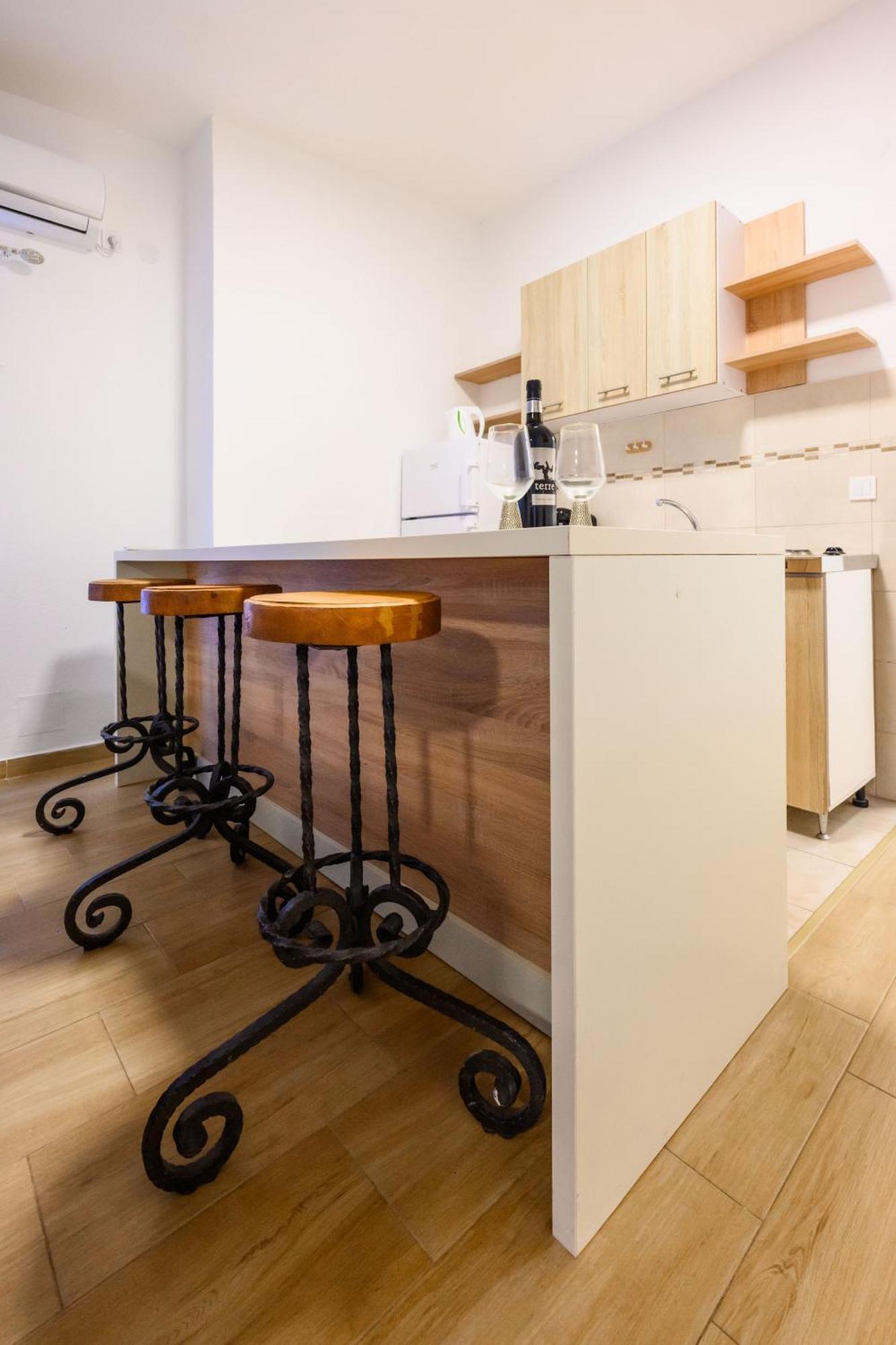 Apartmani Vukcevic Бар Экстерьер фото